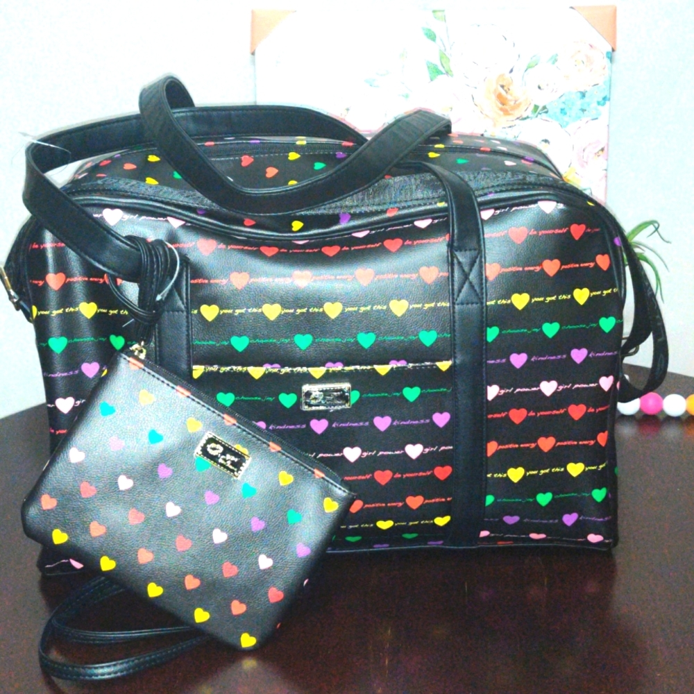 🆕 Betsey Johnson Weekender - Hearts